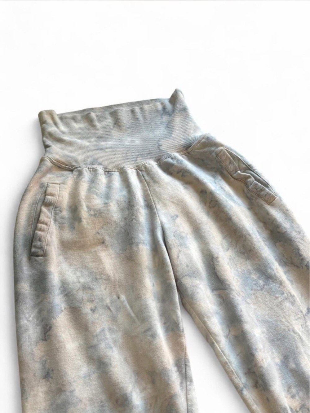 Young Fabulous and Broke Tie-Dye Joggers in Light Blue & Cream size S
